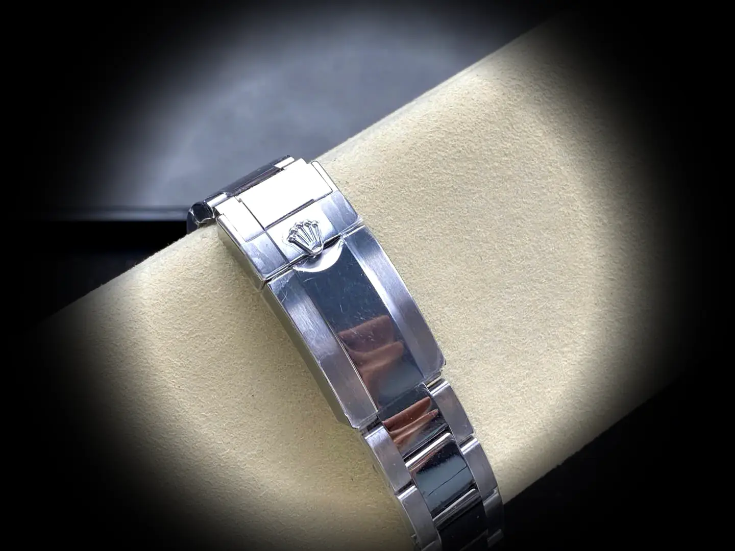 Rolex Daytona 126509 1:1 super clone 40mm — crown and case detail