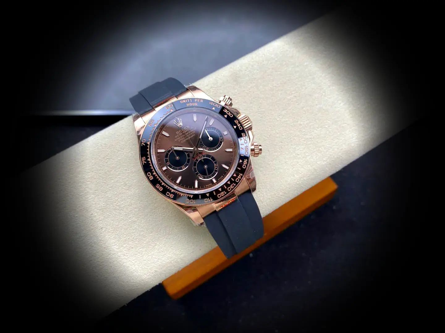 Daytona 126515LN Swiss replica 40mm — dial close-up