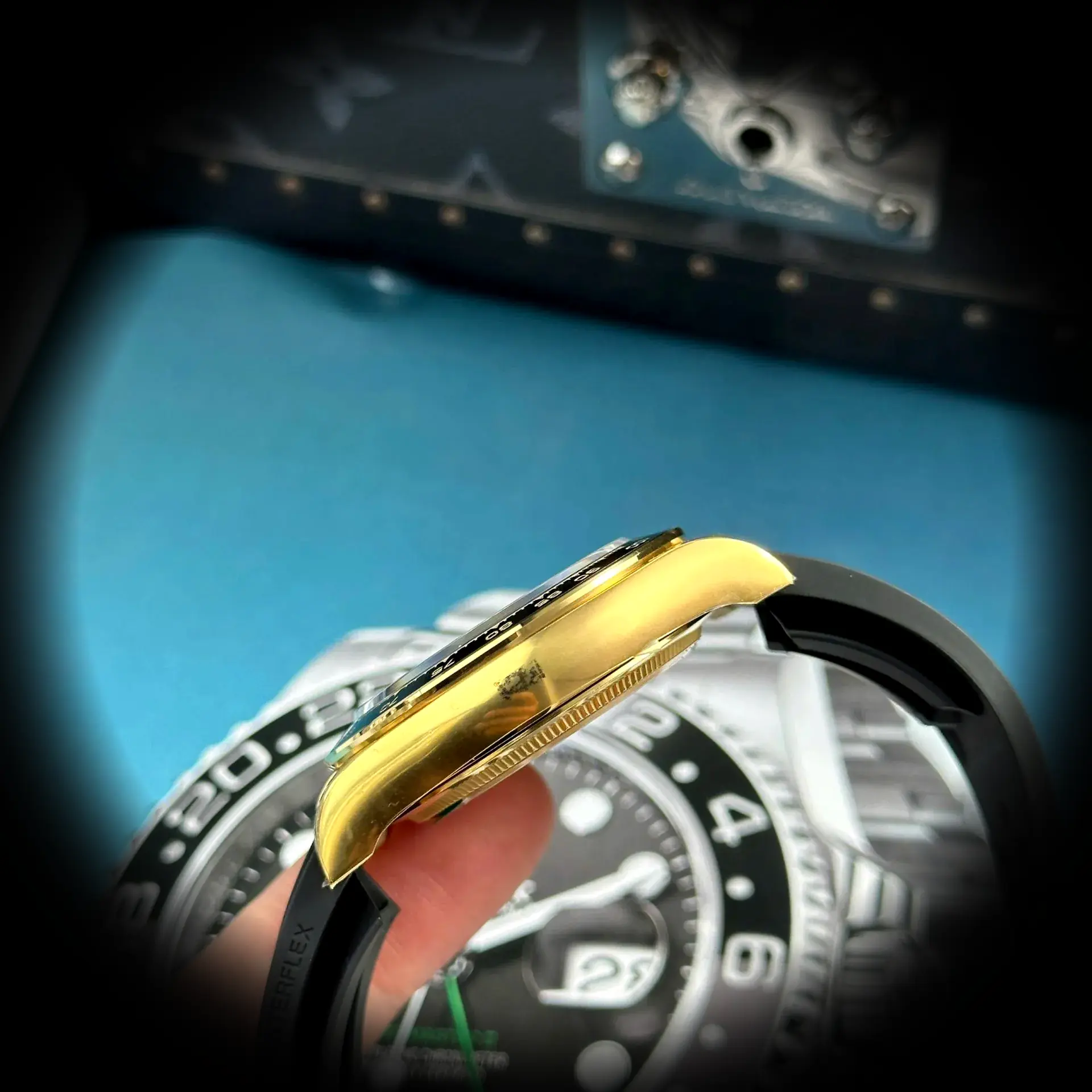 Daytona 126518LN super clone turquoise blue dial — angled view