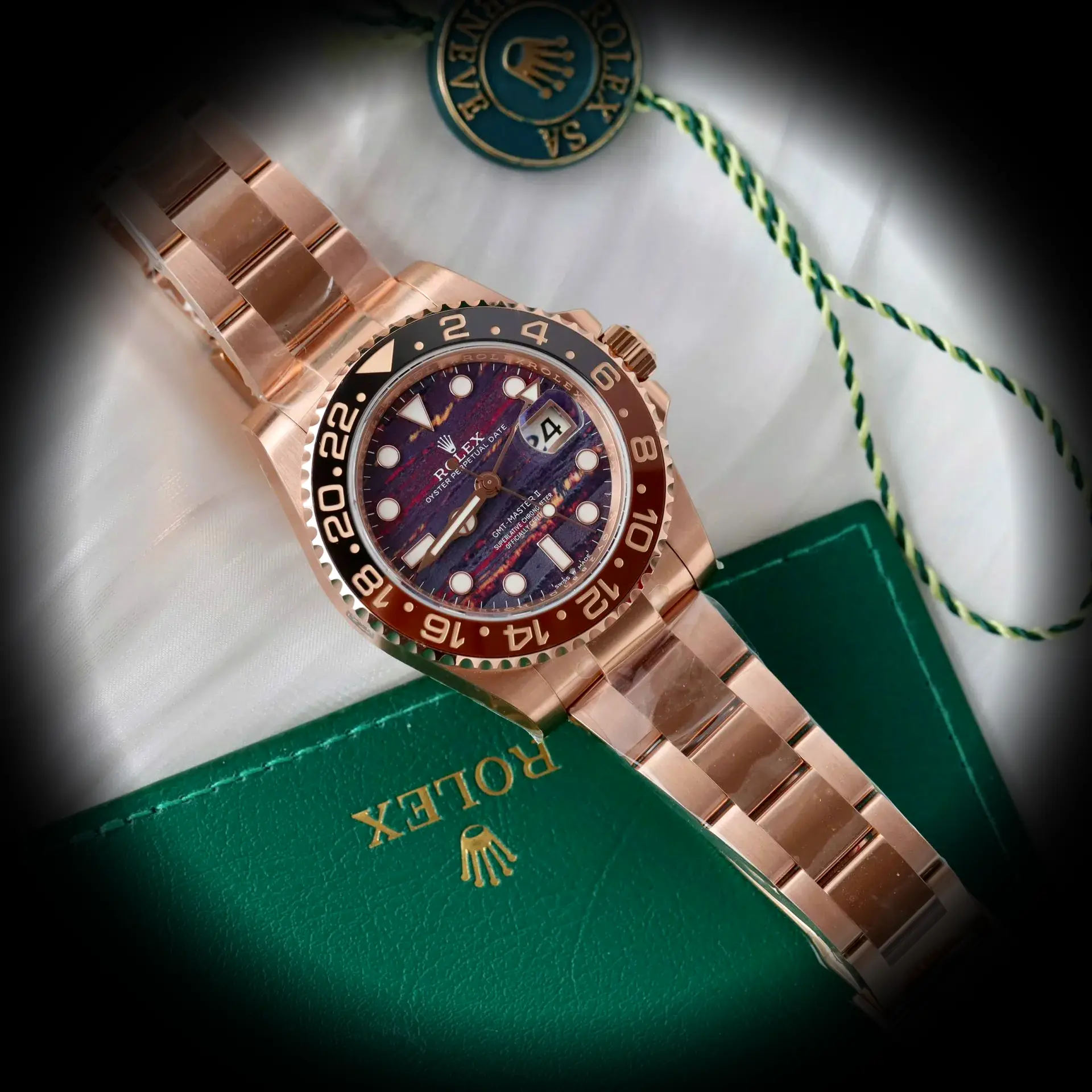 GMT-Master 126715CHNR super clone 40mm — wrist shot