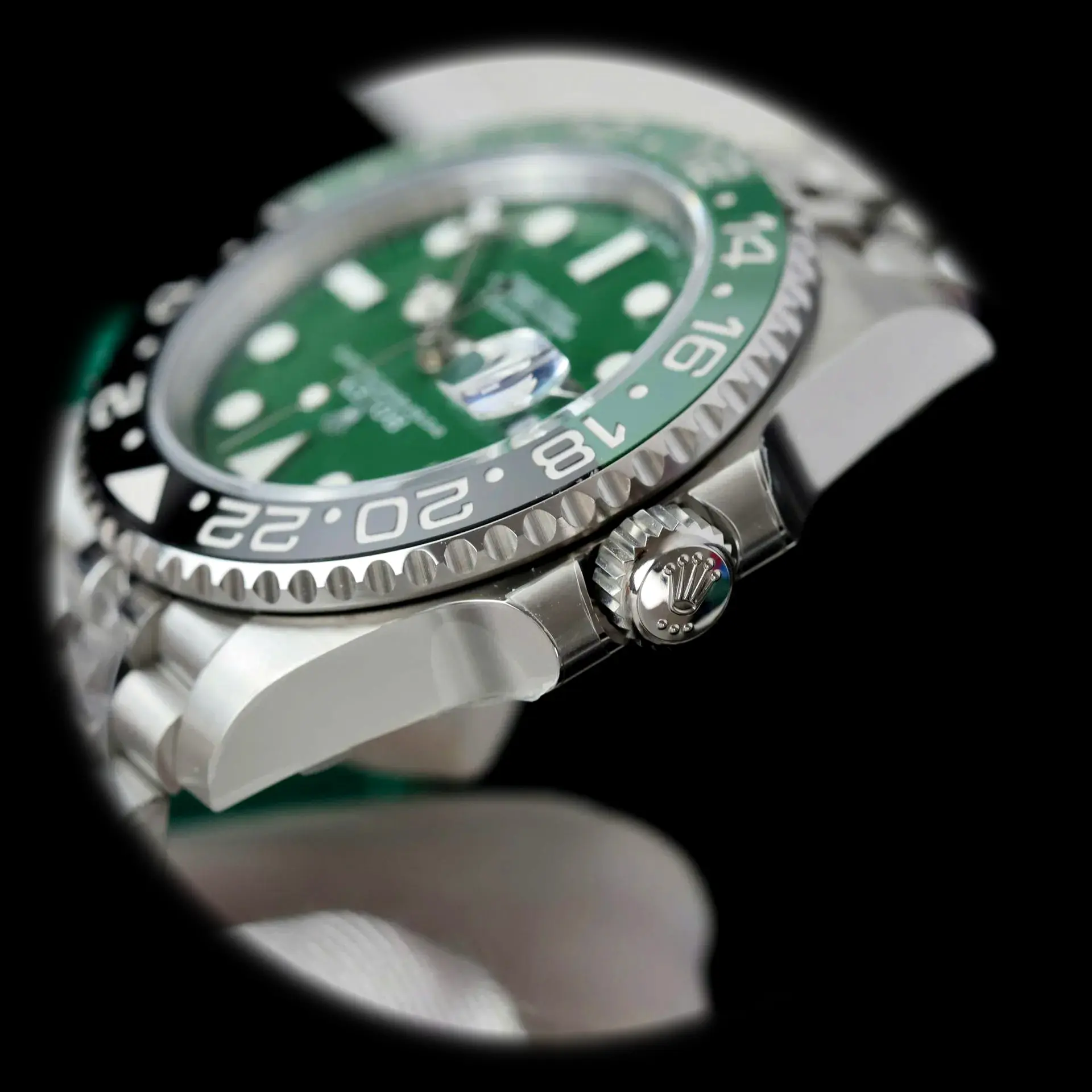 GMT-Master 126729VTNR Swiss clone — lume shot