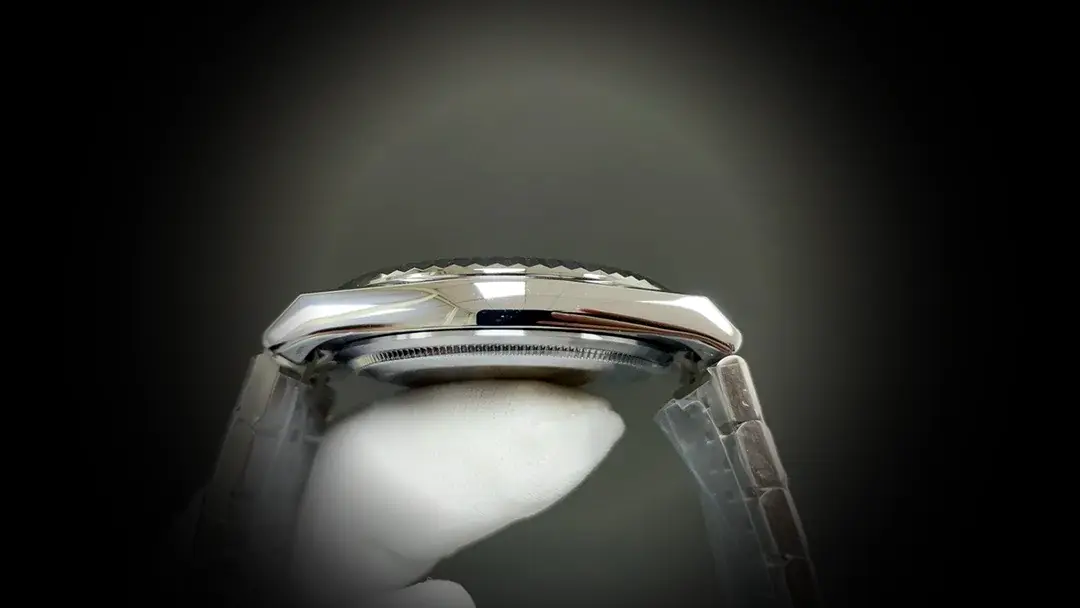 Land-Dweller 127334 1:1 super clone — bracelet detail