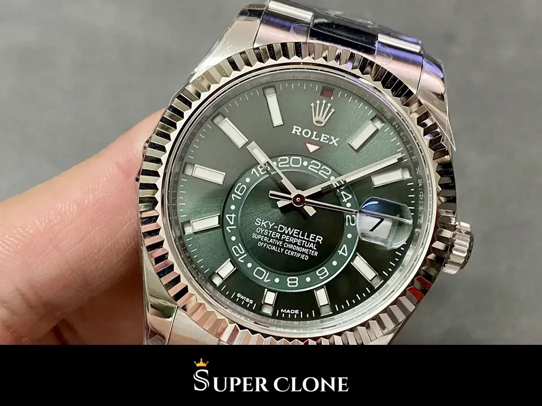 Rolex Sky-Dweller 326238 swiss clone black dial — bezel macro