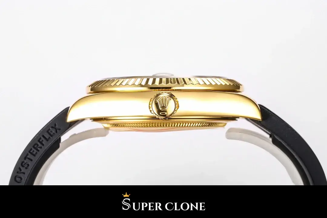 Sky-Dweller 326238 swiss super clone — lume shot
