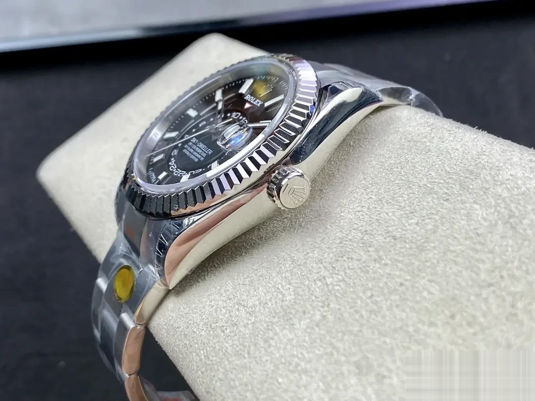 Sky-Dweller 326934 super clone — lume shot