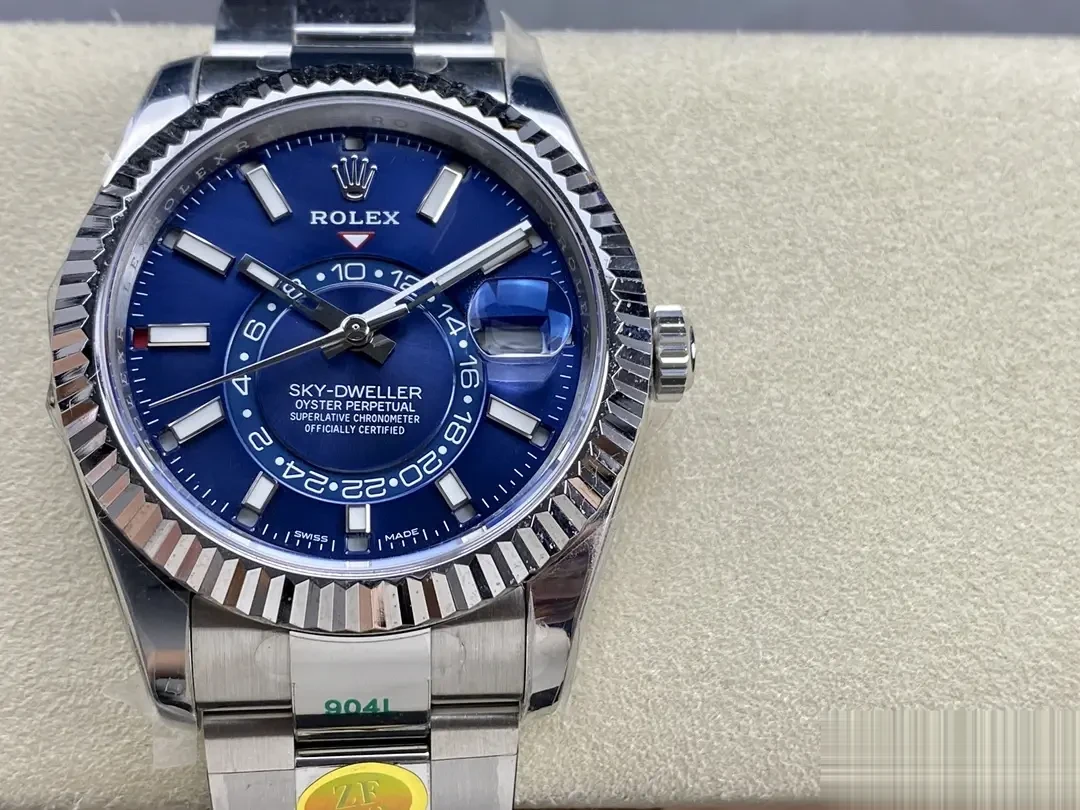 Sky-Dweller 326934 super clone blue dial — caseback detail