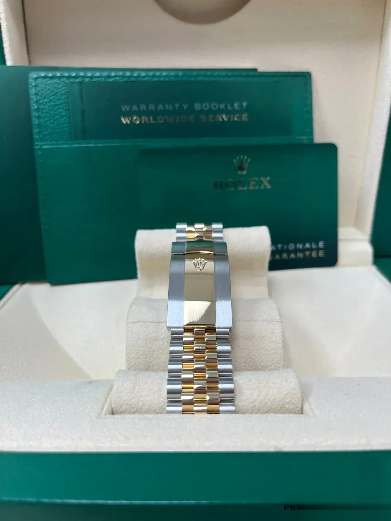 Sky-Dweller 336933 super clone — bracelet detail