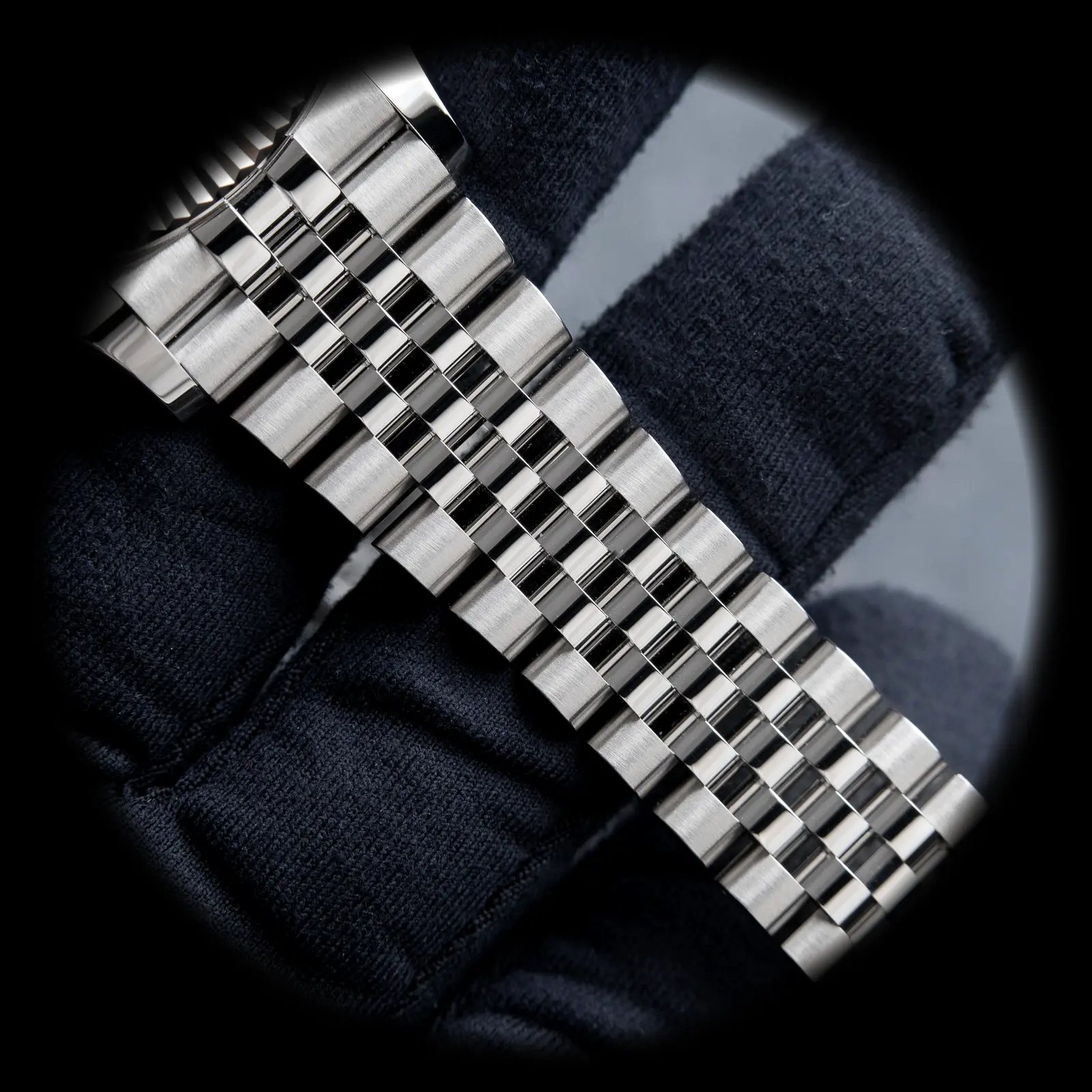 Rolex Sky-Dweller 336934 1:1 super clone bright black dial — caseback detail