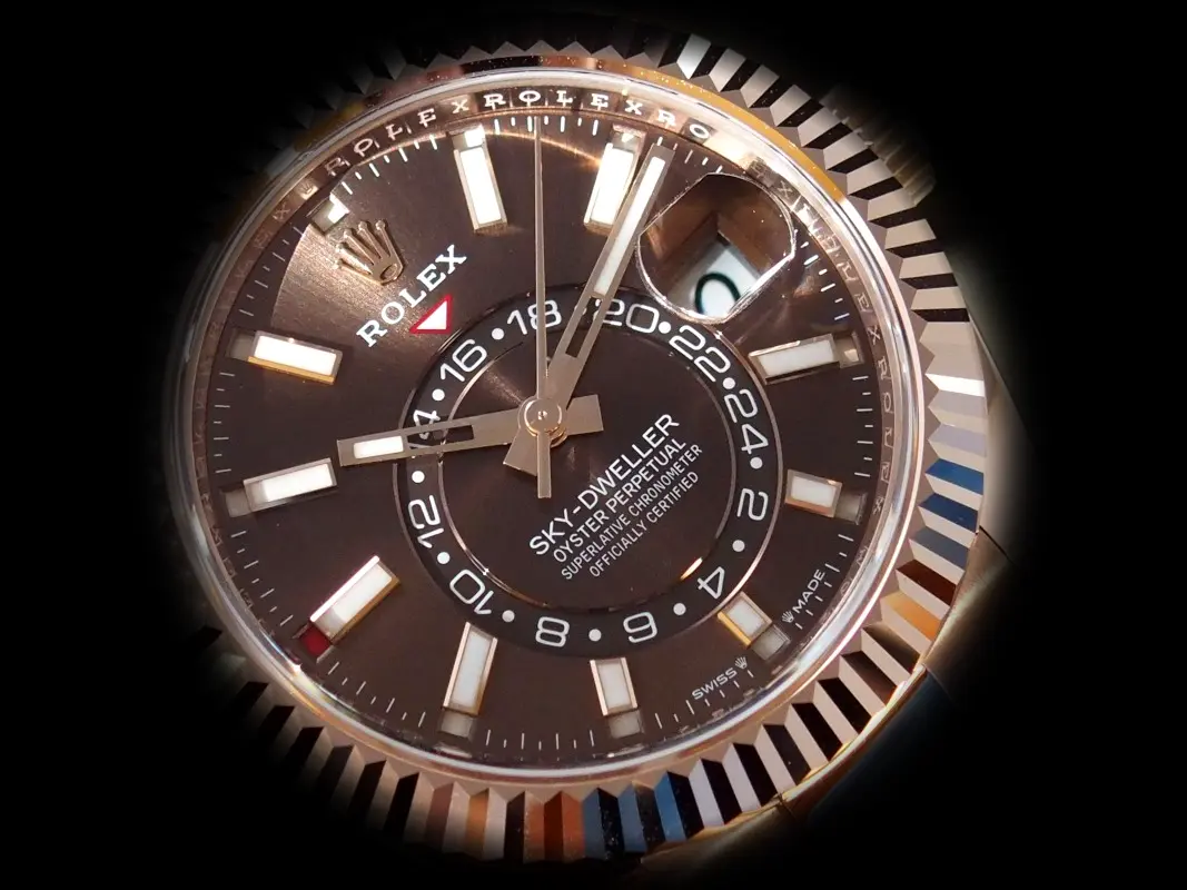 Rolex Sky-Dweller 336935 super clone — side profile