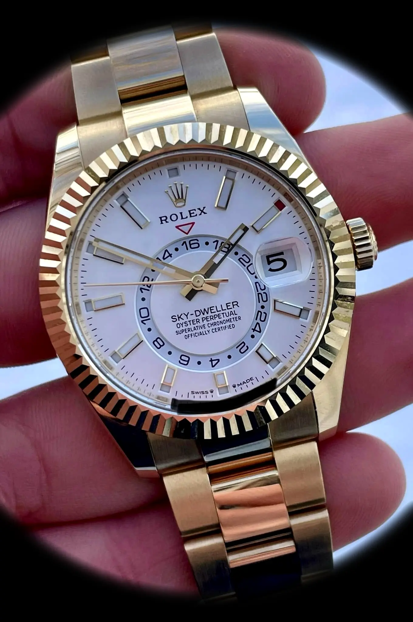 Sky-Dweller 336938 Swiss replica — side profile