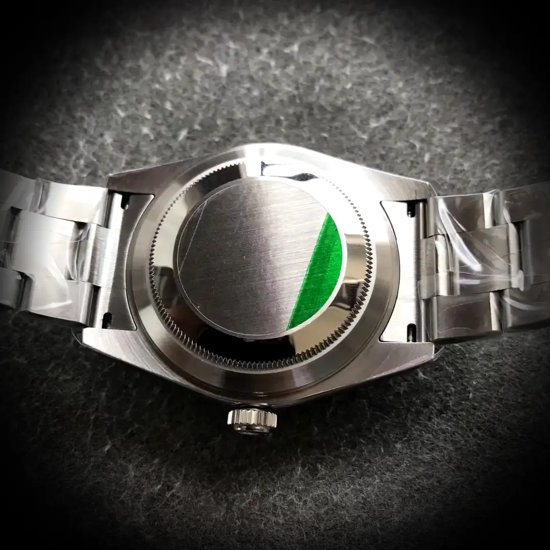 Sky-Dweller 326238 1:1 super clone bright black dial — bezel macro