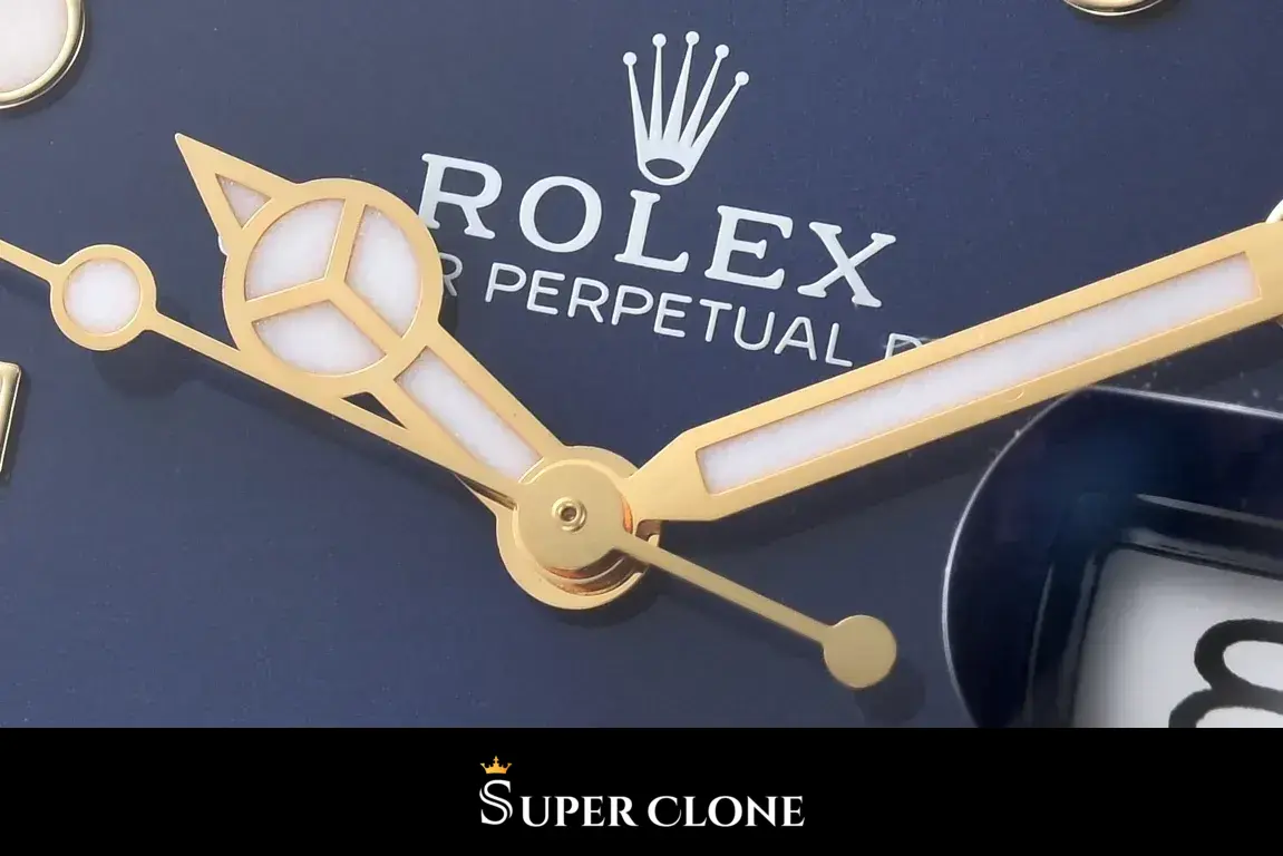 Spoked Mercedes hour hand enlarged, lume-filled minute baton and lollipop seconds across the coronet