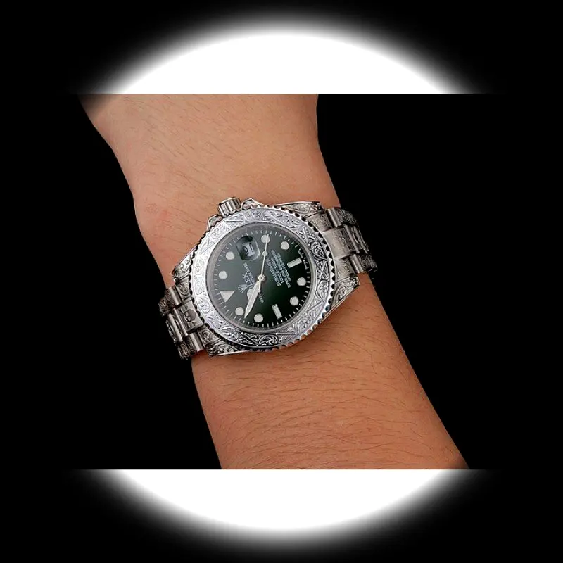 Submariner 1454080 Swiss clone black dial — angled view