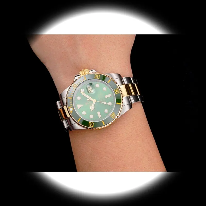 Rolex Submariner PR16233GRG super clone green dial — angled view