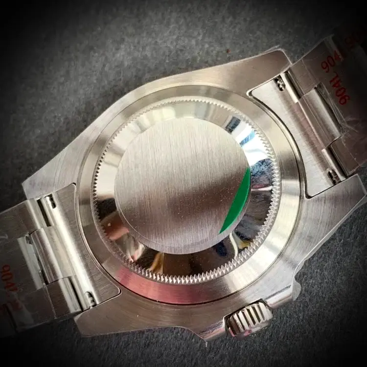 Submariner 116610LN 1:1 super clone — lume shot