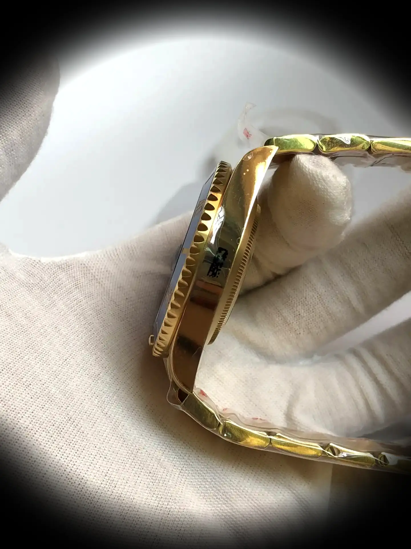 Rolex Submariner 116610LN superclone blue dial — bezel macro