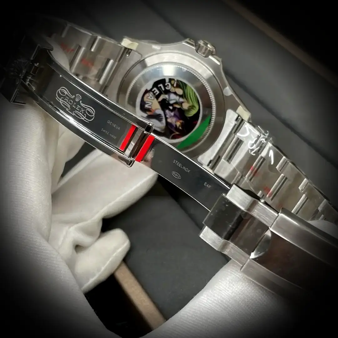 Yacht-Master SC016833 1:1 super clone rhodium dial — angled view