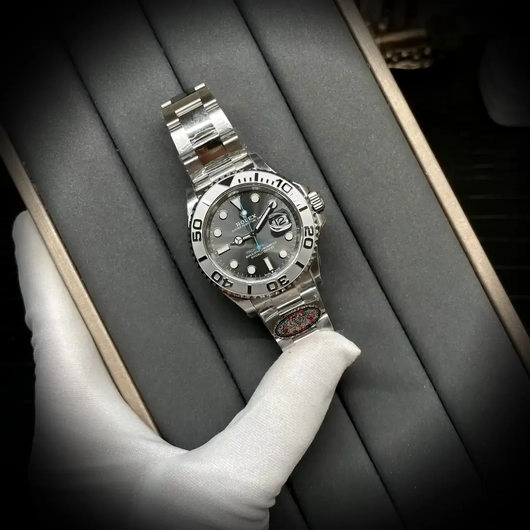 Yacht-Master 126622 Swiss clone 40mm — dial close-up