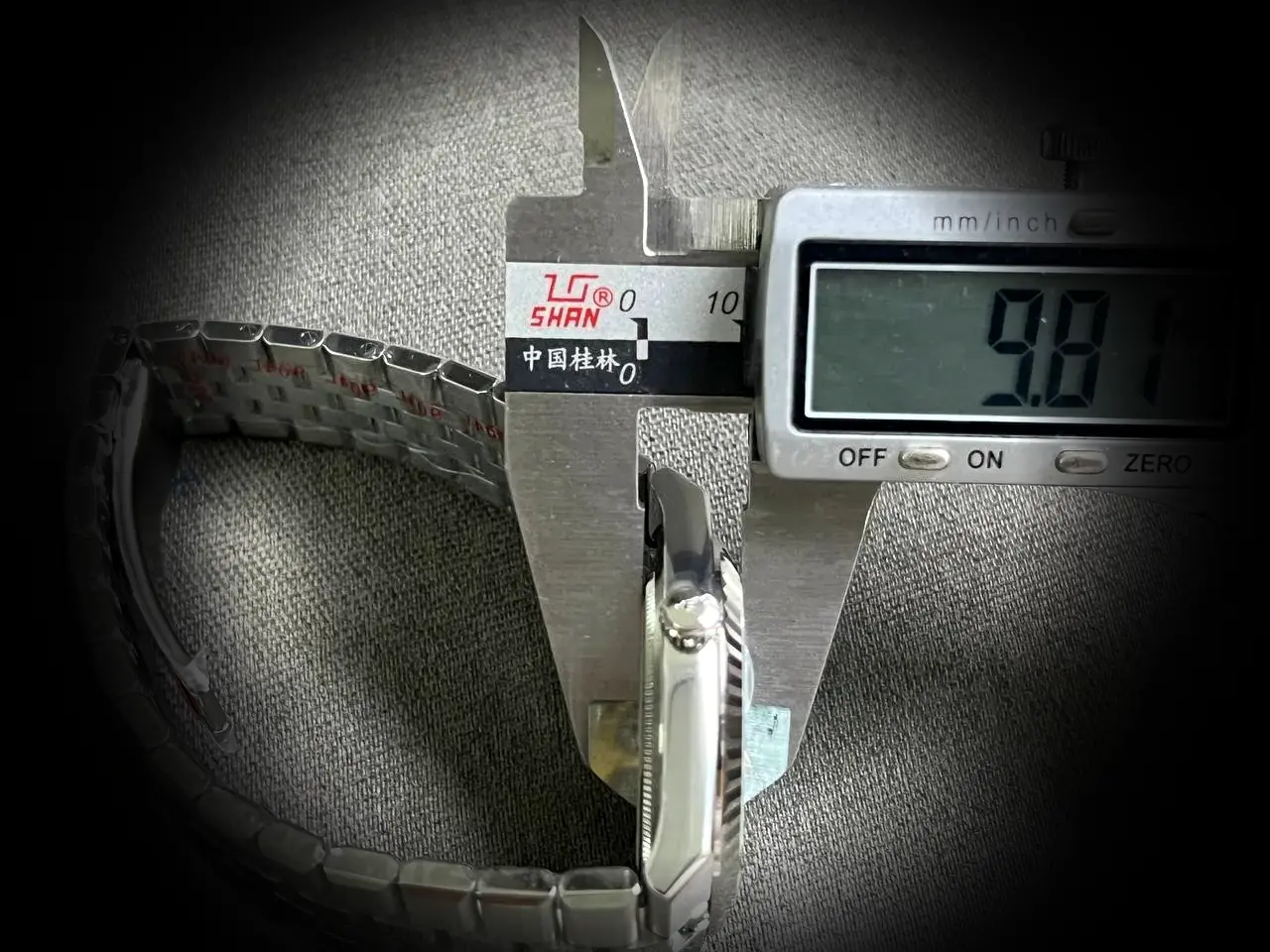 Land-Dweller 127336 Swiss replica ice blue dial — angled view