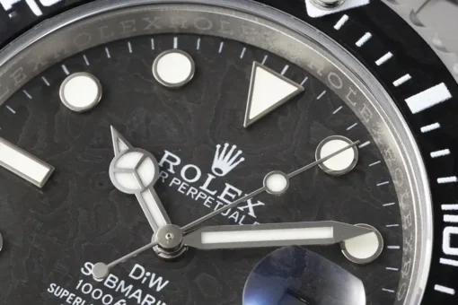 Rolex DIW Submariner Perruche réf. Cadran carbone 116610LB