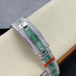 Rolex GMT-Master II Ref.116769TBR 40mm Green Diamonds Bracelet