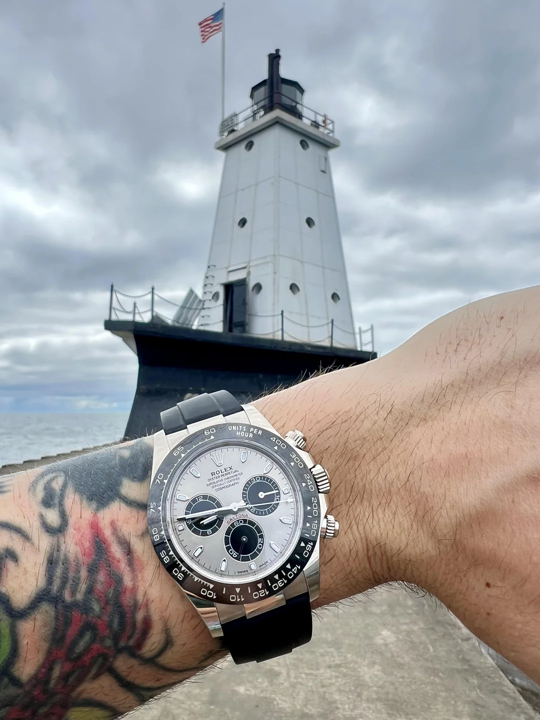 Daytona 40 mm Sunburst Dial "Ghost" 126519LN photo review