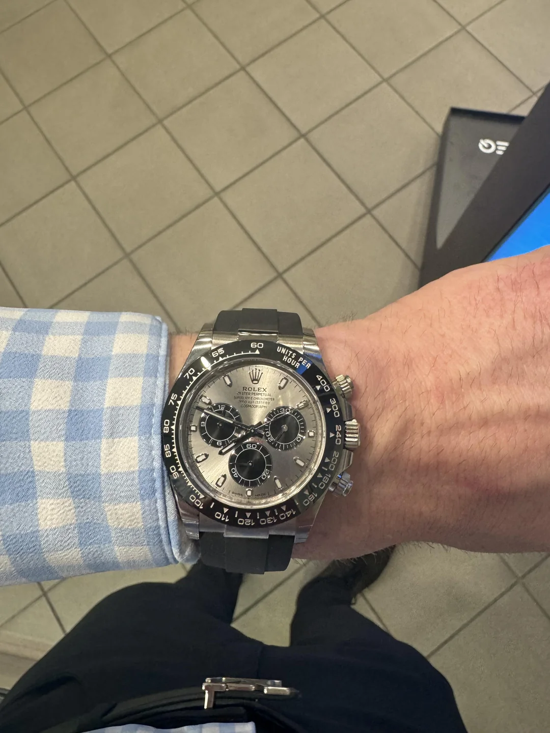 Daytona 40 mm Sunburst Dial "Ghost" 126519LN photo review