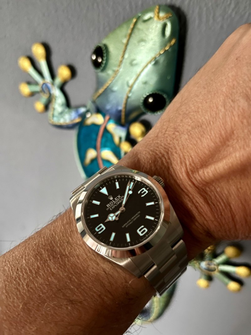 Click to view full screen Replica Rolex Explorer Black Dial