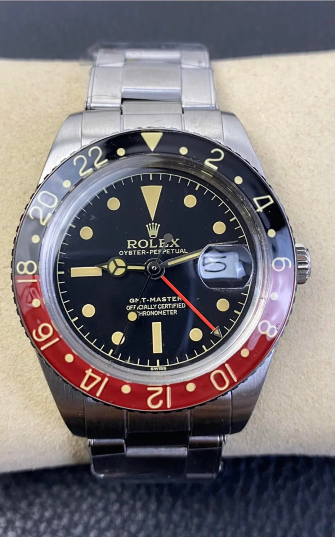 GMT-Master II 40mm Dial Black 16710 “Coke” photo review