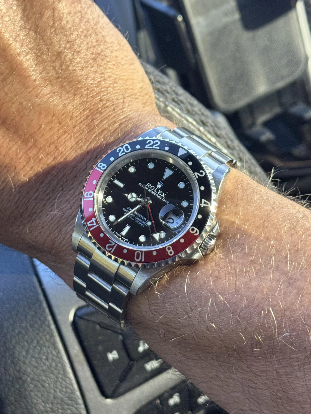 GMT-Master II 40mm Dial Black 16710 “Coke” photo review