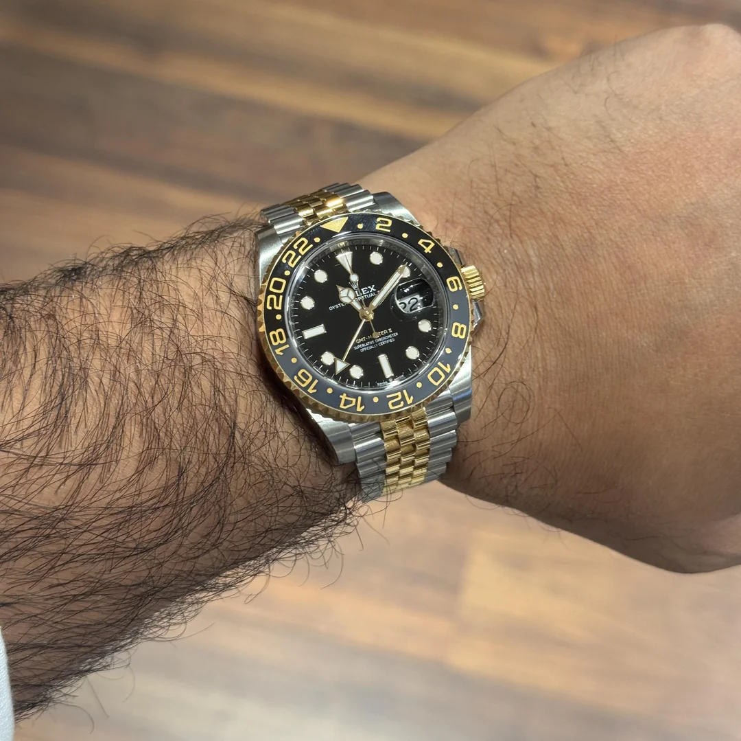 GMT-Master II 40 mm Black Dial "Zombie" 126713GRNR photo review