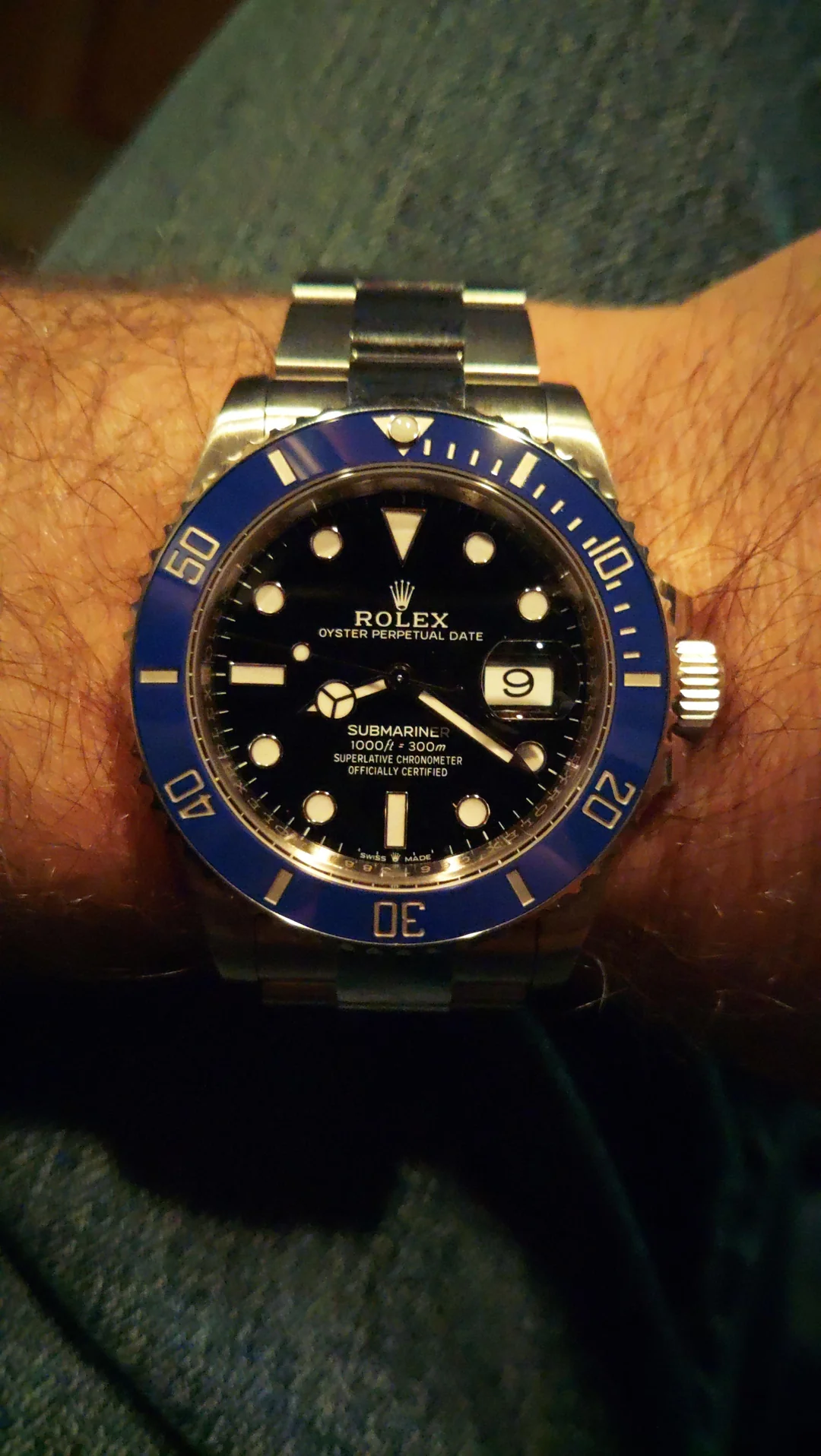 Submariner "Cookie Monster" 41mm Black Dial 126619LB photo review