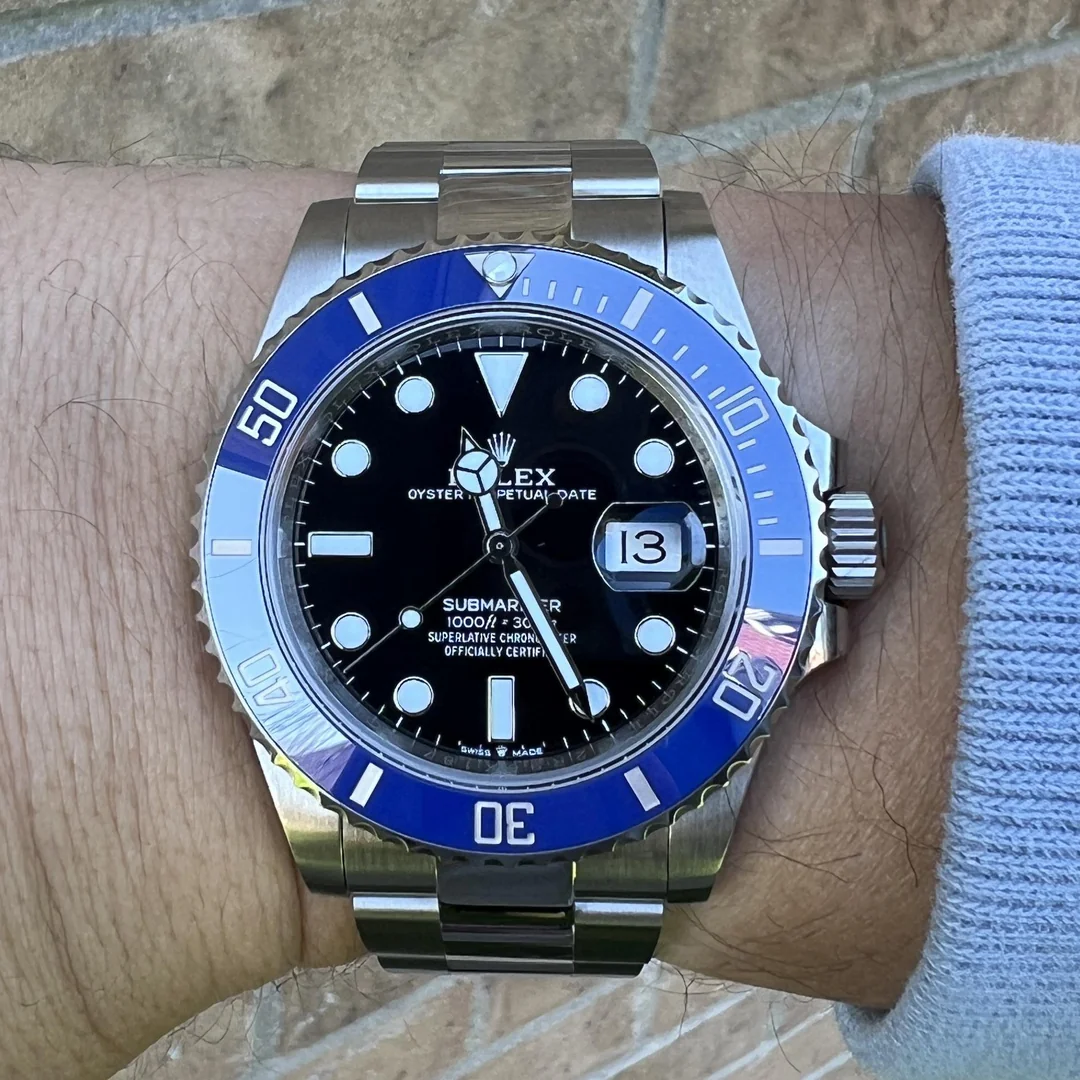 Submariner "Cookie Monster" 41mm Black Dial 126619LB photo review
