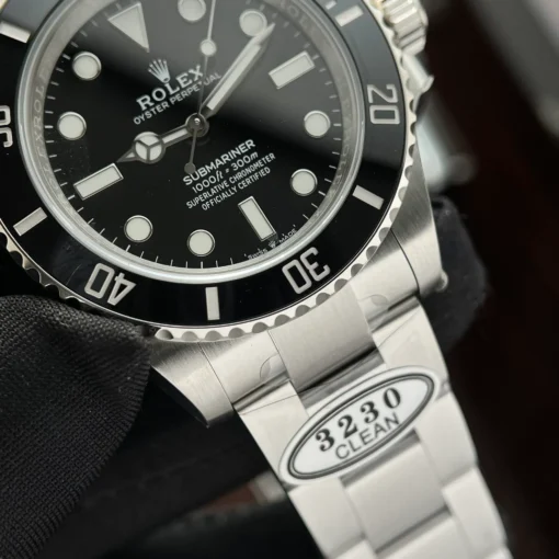 Rolex Super Clone Submariner 41mm Black Dial 124060LN No Date 4