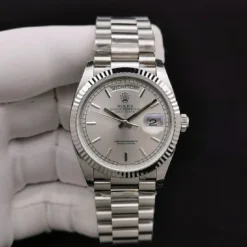 Replica Rolex Day-Date 128238 36mm Silver Dial Close-Up Focus