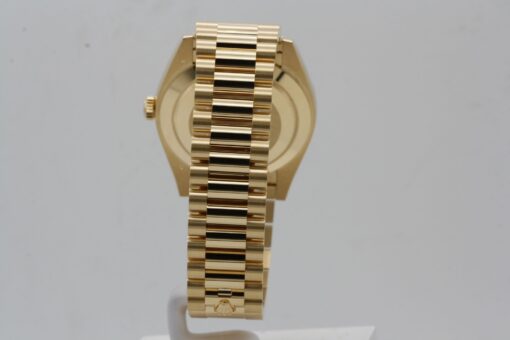 Rolex Replica Day-Date 40 mm Black Dial 228238