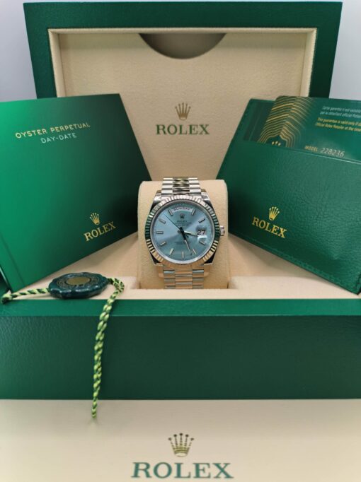 Rolex Super Clone Day-Date 40 mm Ice blue Dial 228236