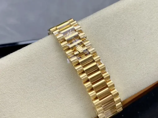 Rolex Replica Day-Date m228238 Champagne Dial Fluted Bezel
