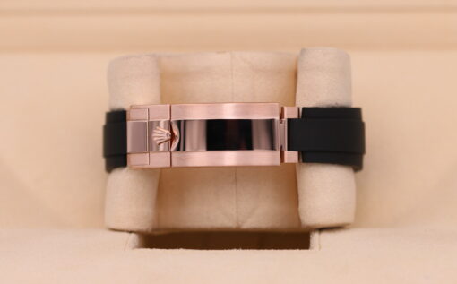 Best Replica Rolex Daytona 40 mm Sundust Dial in Everose Gold 126515LN