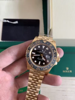 Rolex Super Clone GMT-Master II 40 mm Black Dial 126718GRNR