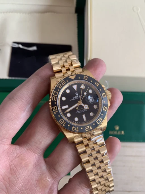 Best Replica Rolex GMT-Master II 40 mm Black Dial 126718GRNR