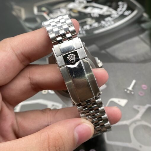 Fake Rolex GMT-Master II 40mm 126710BLRO “Pepsi” Jubilee