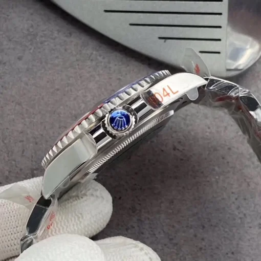 Best Replica Rolex GMT-Master II 40mm Black Dial 126710BLRO “Pepsi” Oyster