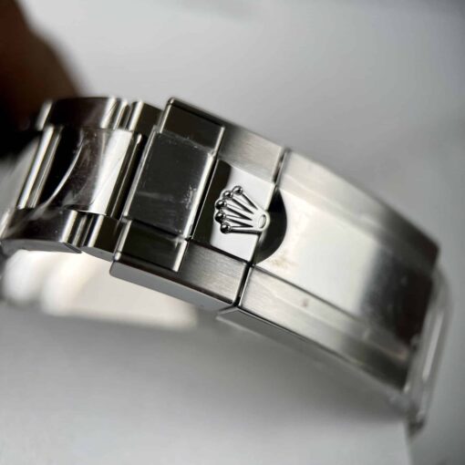 Replica Rolex GMT-Master II Meteorite Dial 126719BLRO “Superman” Oyster Aspect Shot