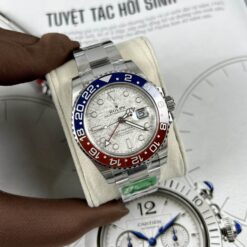 Replica Rolex GMT-Master II Meteorite Dial 126719BLRO “Superman” Oyster Close-Up Focus