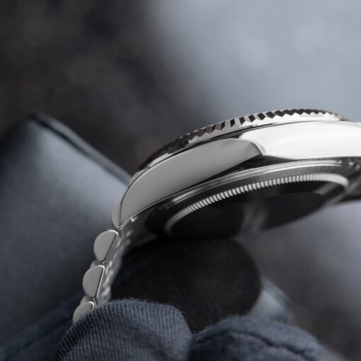 Clone Rolex Sky-Dweller 42 mm Bright black Dial 336934 Jubilee