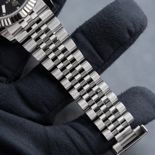 Super Clone Rolex Sky-Dweller 42 mm Bright black Dial 336934 Jubilee