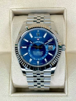 Rolex Super Clone Sky-Dweller 42 mm Bright blue Dial 336934 Jubilee