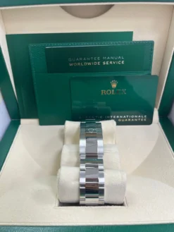 Replica Rolex Sky-Dweller 42 mm Intense white Dial 336934 Material View