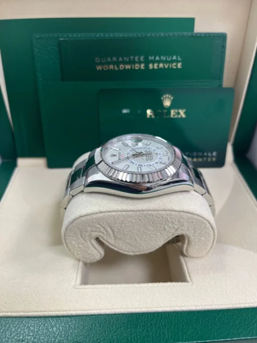 Super Clone Rolex Sky-Dweller 42 mm Intense white Dial 336934